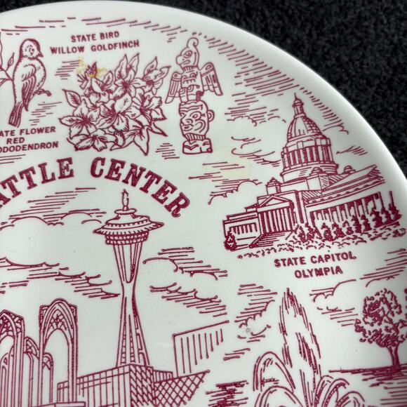 Seattle Center Red Transferware Vernon Kilns Vintage Plate - Washington Souvenir - Picture 4 of 8